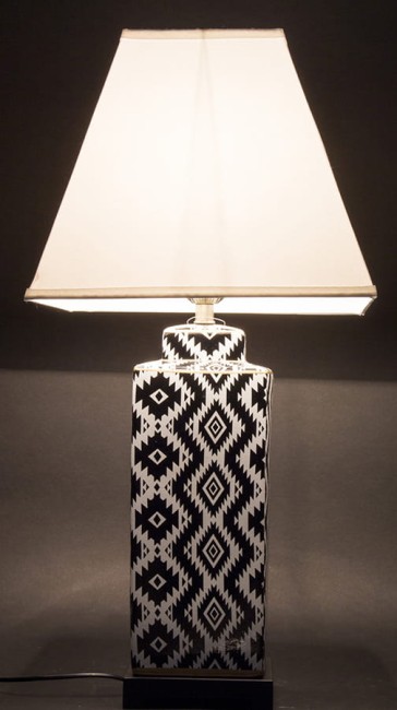 Elegancka Lampa Ceramiczna 137536