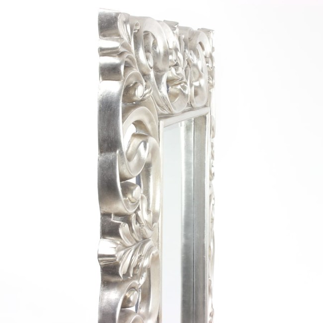 Dekoracyjne lustro ze srebrną ramą 78673