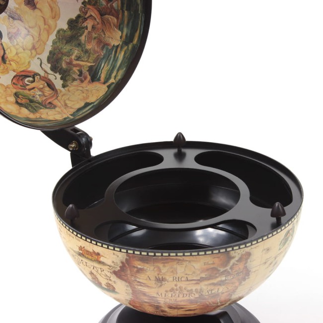 4 - Drewniany barek o kształcie globusa.jpg