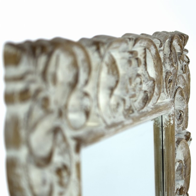 Lustro w rustykalnej, pięknie zdobionej ramie 103120