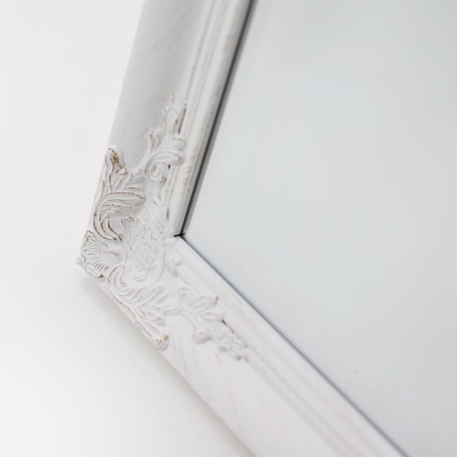 Lustro stojące w bielonej ramie 106115