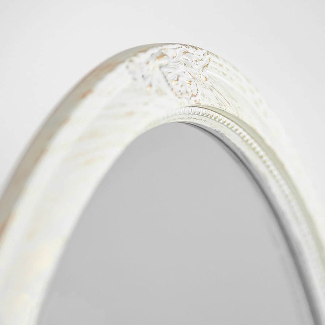 Owalne lustro w białej, przecieranej ramie 113486