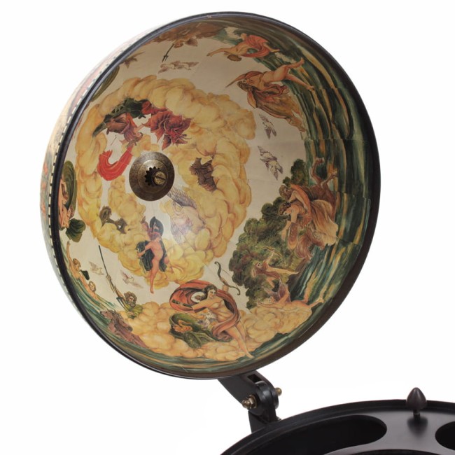 5 - Drewniany barek o kształcie globusa.jpg